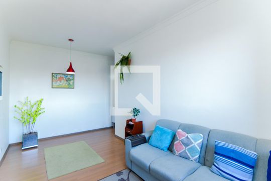 Sala de apartamento para alugar com 2 quartos, 60m² em Picanço, Guarulhos