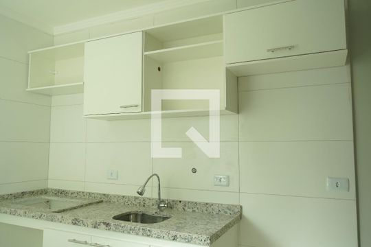 Cozinha e Área de Serviço de apartamento à venda com 2 quartos, 40m² em Vila Santa Isabel, São Paulo