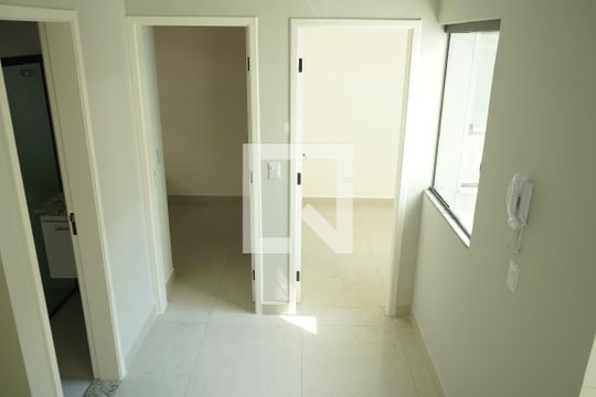 Sala de apartamento à venda com 2 quartos, 40m² em Vila Santa Isabel, São Paulo