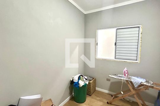 Quarto 2 de casa à venda com 4 quartos, 250m² em Jardim Adriana, Guarulhos