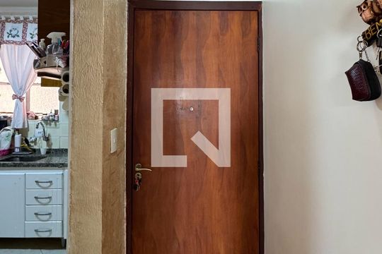 Entrada  de apartamento à venda com 2 quartos, 56m² em Anchieta, São Bernardo do Campo