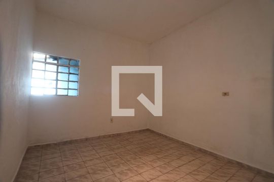 Quarto 1 de casa para alugar com 2 quartos, 120m² em Vila Formosa, São Paulo