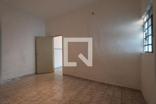 Quarto 1 de casa para alugar com 2 quartos, 120m² em Vila Formosa, São Paulo
