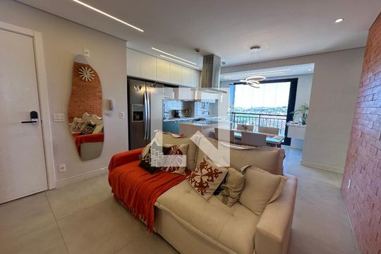 Sala de apartamento à venda com 3 quartos, 58m² em Vila Militar, Barueri