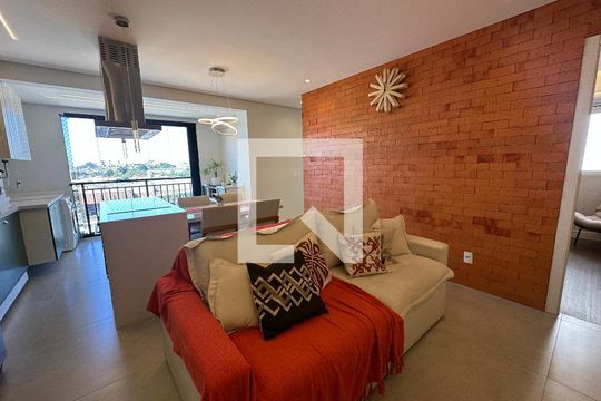 Sala de apartamento à venda com 3 quartos, 58m² em Vila Militar, Barueri