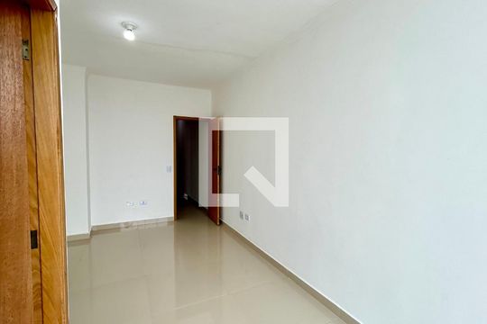 Quarto Suíte de casa para alugar com 3 quartos, 145m² em Jardim Presidente Dutra, Guarulhos