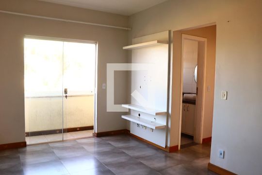 Apartamento para alugar com 2 quartos, 60m² em Mariléa Chácara, Rio das Ostras