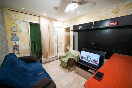 Casa para alugar com 2 quartos, 54m² em Vila da Penha, Rio de Janeiro