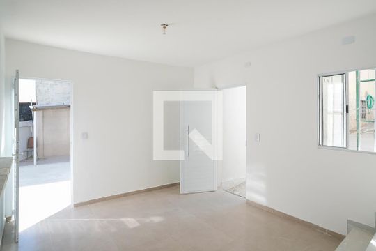 Casa para alugar com 2 quartos, 100m² em Santa Maria, São Caetano do Sul