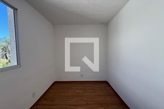 Quarto 1 de apartamento para alugar com 2 quartos, 45m² em Nacional, Contagem