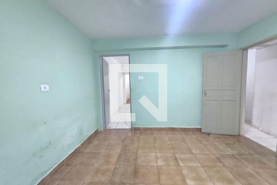 Sala de casa à venda com 5 quartos, 110m² em Conjunto Residencial Jardim Canaa, São Paulo