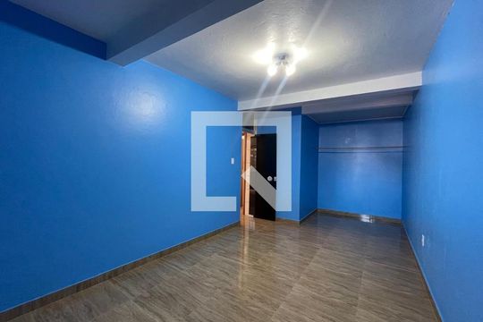 Casa para alugar com 1 quarto, 70m² em Scharlau, São Leopoldo