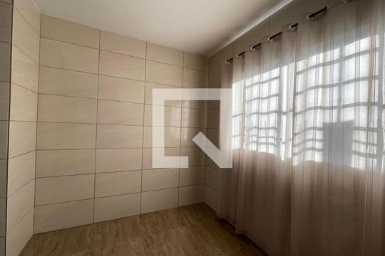 Casa para alugar com 1 quarto, 70m² em Scharlau, São Leopoldo