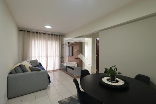 Apartamento à venda com 2 quartos, 69m² em Vila Vilma, Santo André