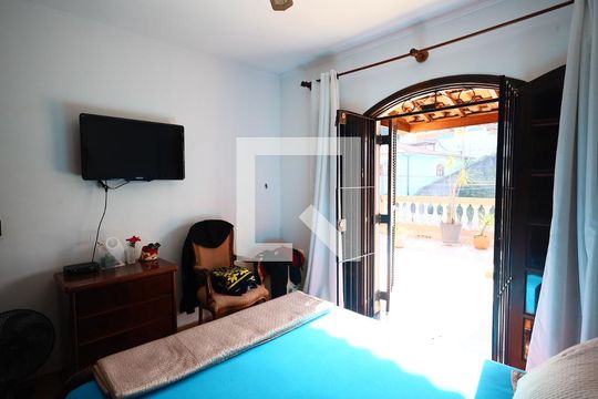 Suíte 1 de casa para alugar com 3 quartos, 350m² em Cidade São Francisco, São Paulo