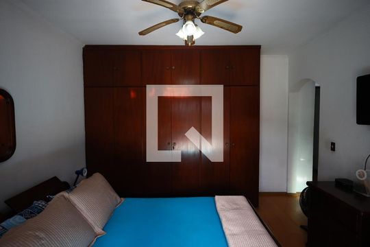 Suíte 1 de casa para alugar com 3 quartos, 350m² em Cidade São Francisco, São Paulo