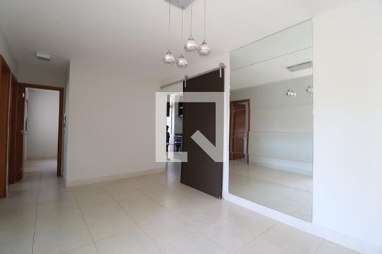 Sala de apartamento para alugar com 2 quartos, 74m² em Patrimônio, Uberlândia