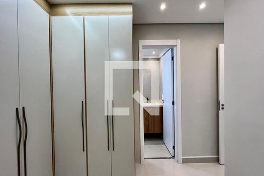 Suíte de apartamento para alugar com 2 quartos, 66m² em Bonfim, Campinas