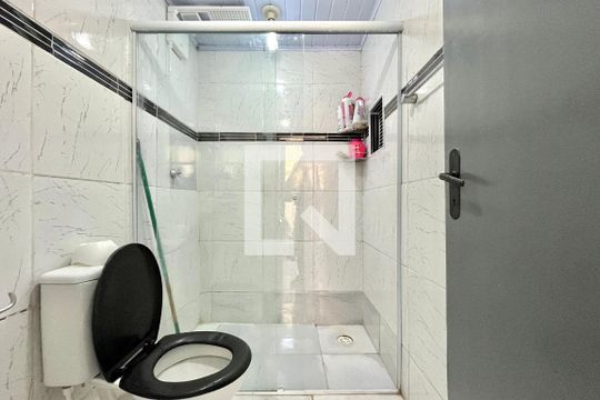 Banheiro de casa à venda com 2 quartos, 150m² em Parque Jabaquara, São Paulo