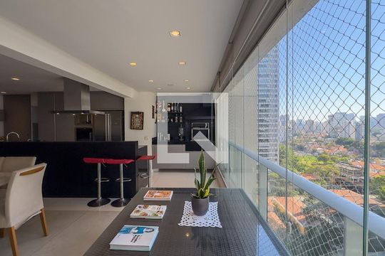 Sala de apartamento para alugar com 3 quartos, 134m² em Cidade Monções, São Paulo