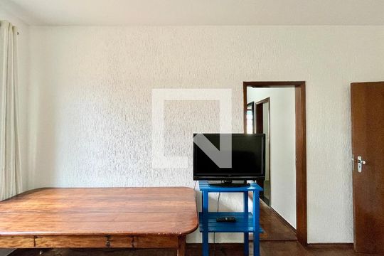 Apartamento para alugar com 3 quartos, 70m² em Sagrada Família, Belo Horizonte