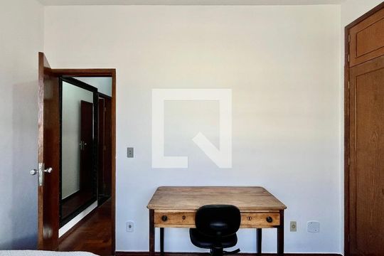 Apartamento para alugar com 3 quartos, 70m² em Sagrada Família, Belo Horizonte