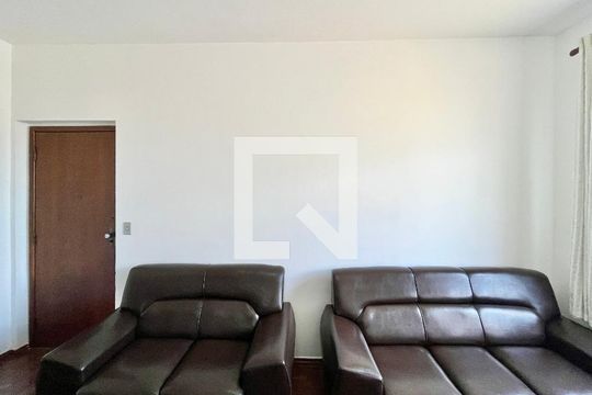 Apartamento para alugar com 3 quartos, 70m² em Sagrada Família, Belo Horizonte