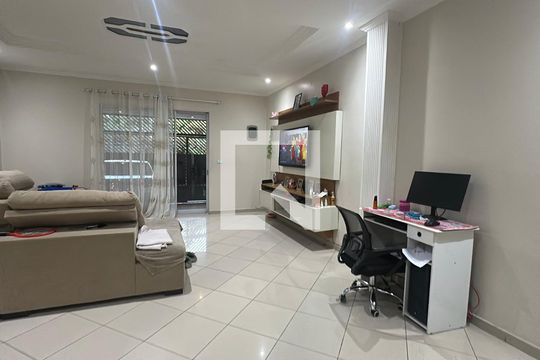 Sala de casa de condomínio à venda com 3 quartos, 209m² em Parque Esmeralda, Barueri