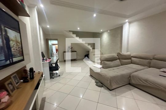 Sala de casa de condomínio à venda com 3 quartos, 209m² em Parque Esmeralda, Barueri