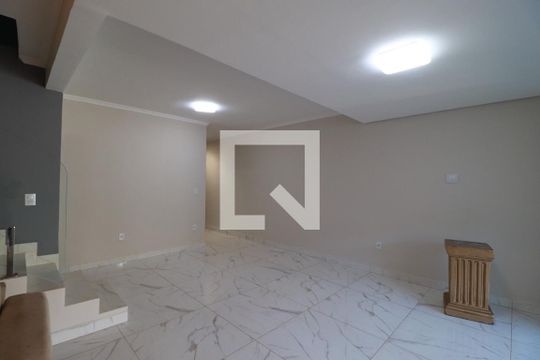 Sala de casa para alugar com 3 quartos, 140m² em Parque Sao Sebastiao, Ribeirão Preto