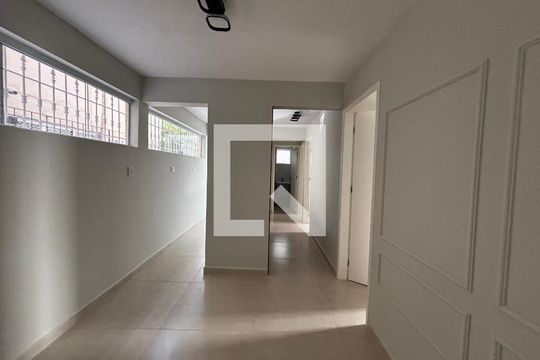 Apartamento para alugar com 3 quartos, 62m² em Alto de Pinheiros, São Paulo