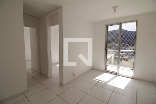 Apartamento à venda com 2 quartos, 51m² em Taquara, Rio de Janeiro