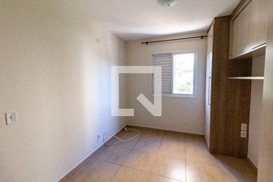 Quarto 1 de apartamento para alugar com 2 quartos, 56m² em Jardim Nova Taboao, Guarulhos