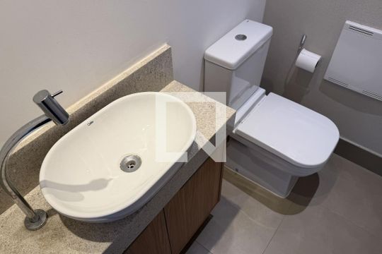 Lavabo de apartamento para alugar com 1 quarto, 54m² em Boqueirão, Santos