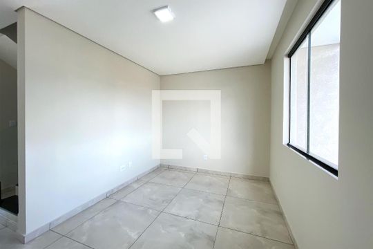 Casa à venda com 3 quartos, 243m² em Santa Ines, Belo Horizonte