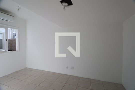 Quarto 1 de casa de condomínio para alugar com 2 quartos, 89m² em Rio Branco, Canoas