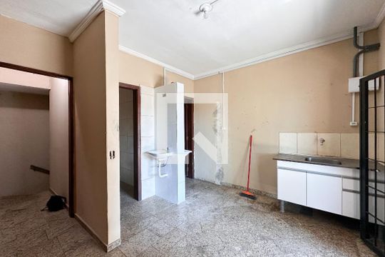 Cozinha de casa para alugar com 1 quarto, 52m² em Vila Marlene, São Bernardo do Campo