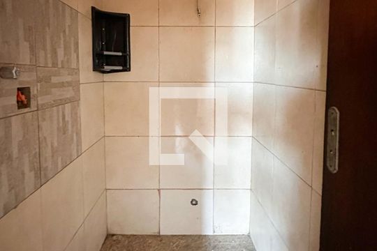 Banheiro Social de casa para alugar com 1 quarto, 52m² em Vila Marlene, São Bernardo do Campo
