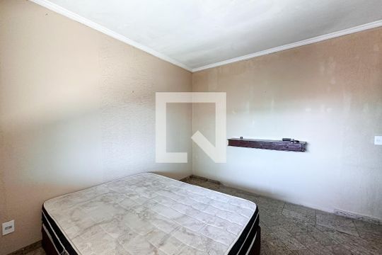 Quarto de casa para alugar com 1 quarto, 52m² em Vila Marlene, São Bernardo do Campo