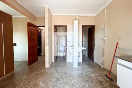 Sala/Cozinha de casa para alugar com 1 quarto, 52m² em Vila Marlene, São Bernardo do Campo
