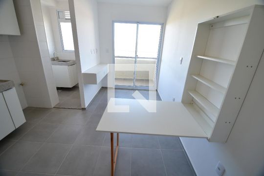 Sala de apartamento para alugar com 2 quartos, 44m² em Notre Dame, Campinas