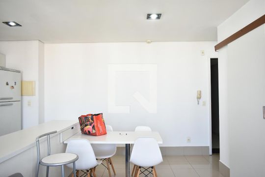 Apartamento para alugar com 1 quarto, 48m² em Vila Clementino, São Paulo