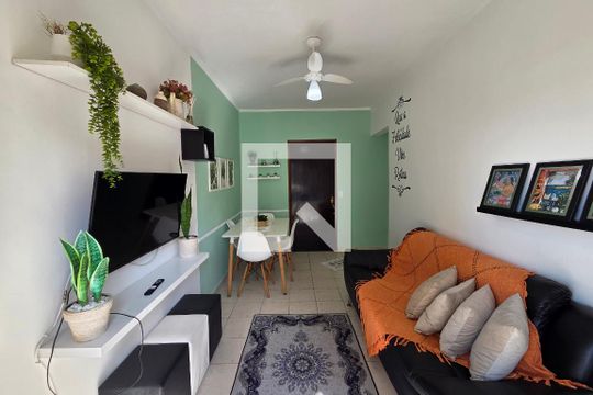 Apartamento para alugar com 1 quarto, 50m² em Aviação, Praia Grande