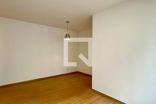 Sala de apartamento para alugar com 2 quartos, 60m² em Sumaré, São Paulo