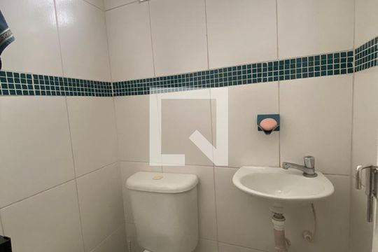 Lavabo de casa à venda com 3 quartos, 98m² em Jardim Celeste, São Paulo