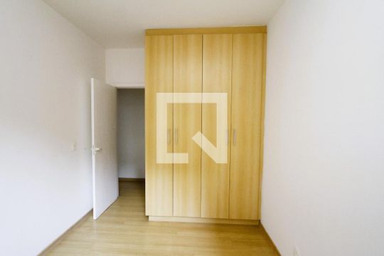 Quarto 1 de apartamento para alugar com 3 quartos, 86m² em Vila Paris, Belo Horizonte