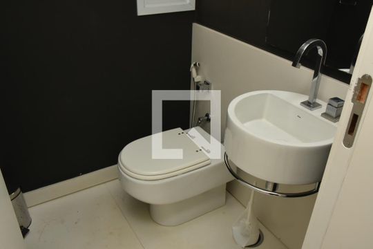 Lavabo de casa de condomínio à venda com 3 quartos, 269m² em Cidade Santos Dumont, Jundiaí
