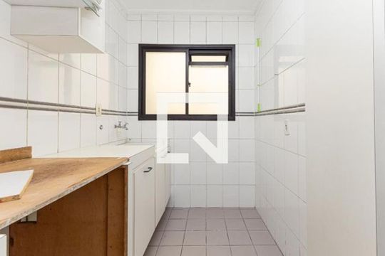 Quarto de apartamento à venda com 2 quartos, 53m² em Vila Nova Conceição, São Paulo