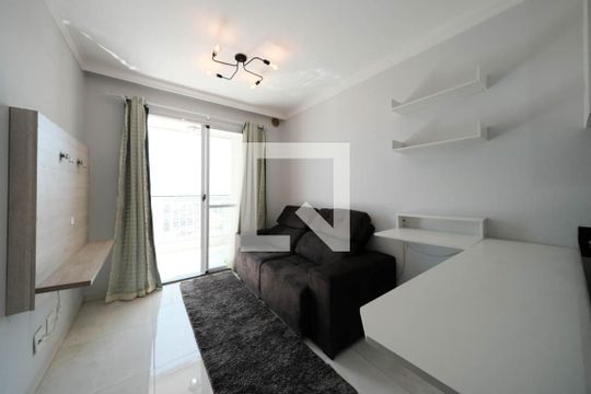 Sala/Cozinha de apartamento para alugar com 1 quarto, 36m² em Jardim Santa Teresinha, São Paulo