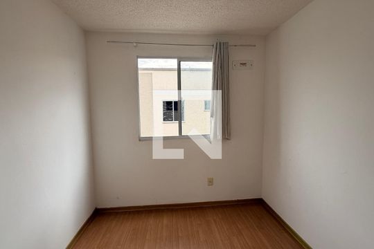 Quarto 2 de apartamento para alugar com 2 quartos, 43m² em Jardim Imperial, Aparecida de Goiânia, Aparecida de Goiânia